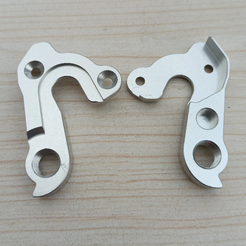 1pc bicycle rear Derailleur RD Hanger for SIMPLON Razorblade Gravity Stomp Dilly Cure Gravel carbon bike frame 29er mech dropout
1pc bicycle rear Derailleur RD Hanger for SIMPLON Razorblade Gravity Stomp Dilly Cure Gravel carbon bike frame 29er mech dropout