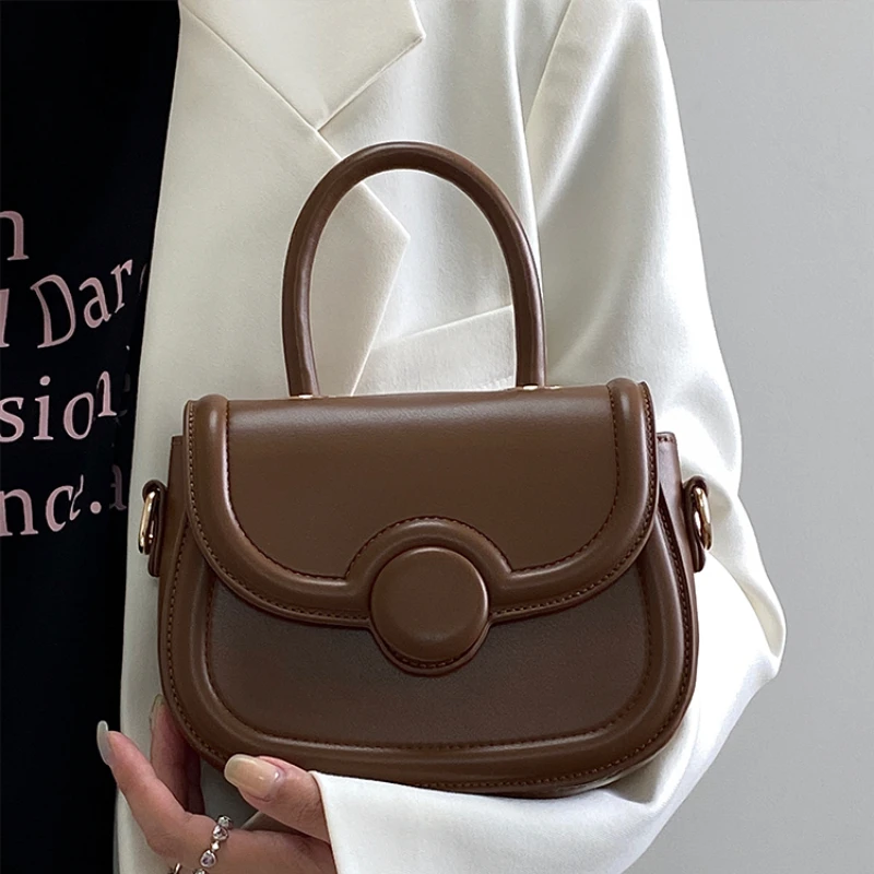 Vintage Women Top-handle Saddle Shoulder Bag Fashion Flap Ladies Small Messenger Bags Solid Color Female Tote Handbags Purse
Vintage Women Top-handle Saddle Shoulder Bag Fashion Flap Ladies Small Messenger Bags Solid Color Female Tote Handbags Purse