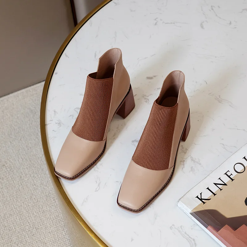 2022 Square Toe Chelsea Boots Concise Designer Thick Heels Shoes For Women Autumn Winter Genuine Leather Female Ankle Boots
2022 Square Toe Chelsea Boots Concise Designer Thick Heels Shoes For Women Autumn Winter Genuine Leather Female Ankle Boots