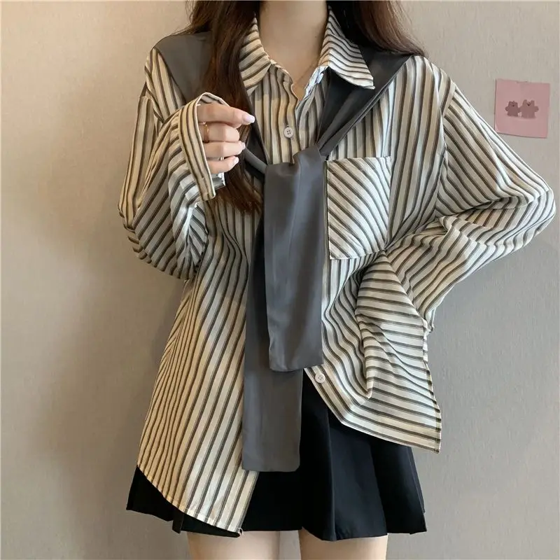 Fashion Vintage Striped Fake Two Shawl Shirts Women New Spring Autumn Design Loose Long Sleeve Button Down Blouses 2022 New
Fashion Vintage Striped Fake Two Shawl Shirts Women New Spring Autumn Design Loose Long Sleeve Button Down Blouses 2022 New