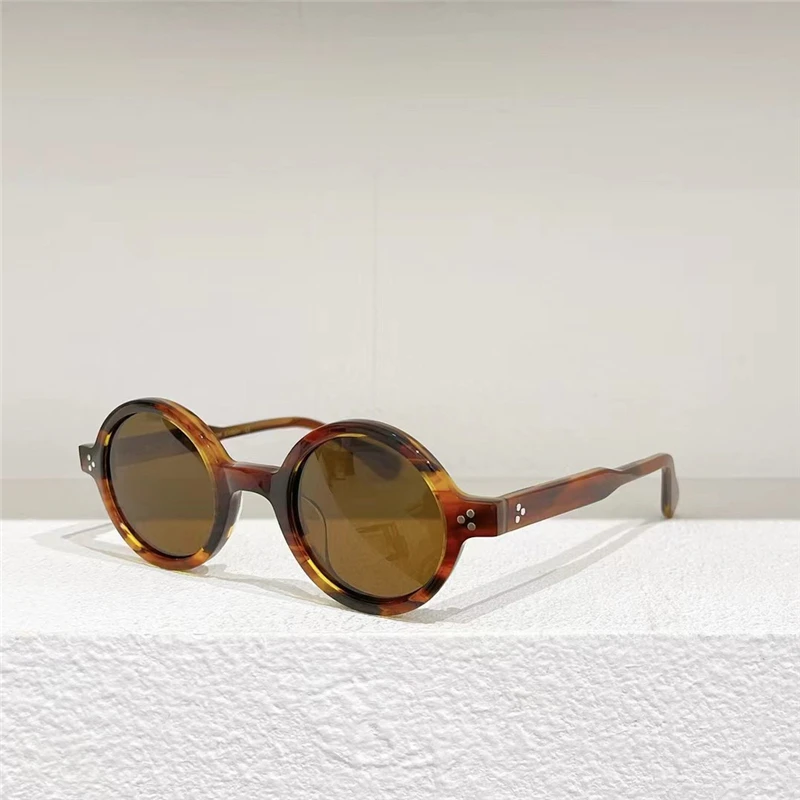 JAMES TART 303s Sunglasses For Men Women Summer Style Anti-Ultraviolet Retro Plate Round Frame Random Box
JAMES TART 303s Sunglasses For Men Women Summer Style Anti-Ultraviolet Retro Plate Round Frame Random Box