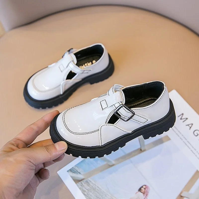Kids Fashion White Classic Boy Round Head Leather Shoes 2022 Hook & Loop Britain Style Glossy Girls Uniform Children Loafers PU
Kids Fashion White Classic Boy Round Head Leather Shoes 2022 Hook & Loop Britain Style Glossy Girls Uniform Children Loafers PU