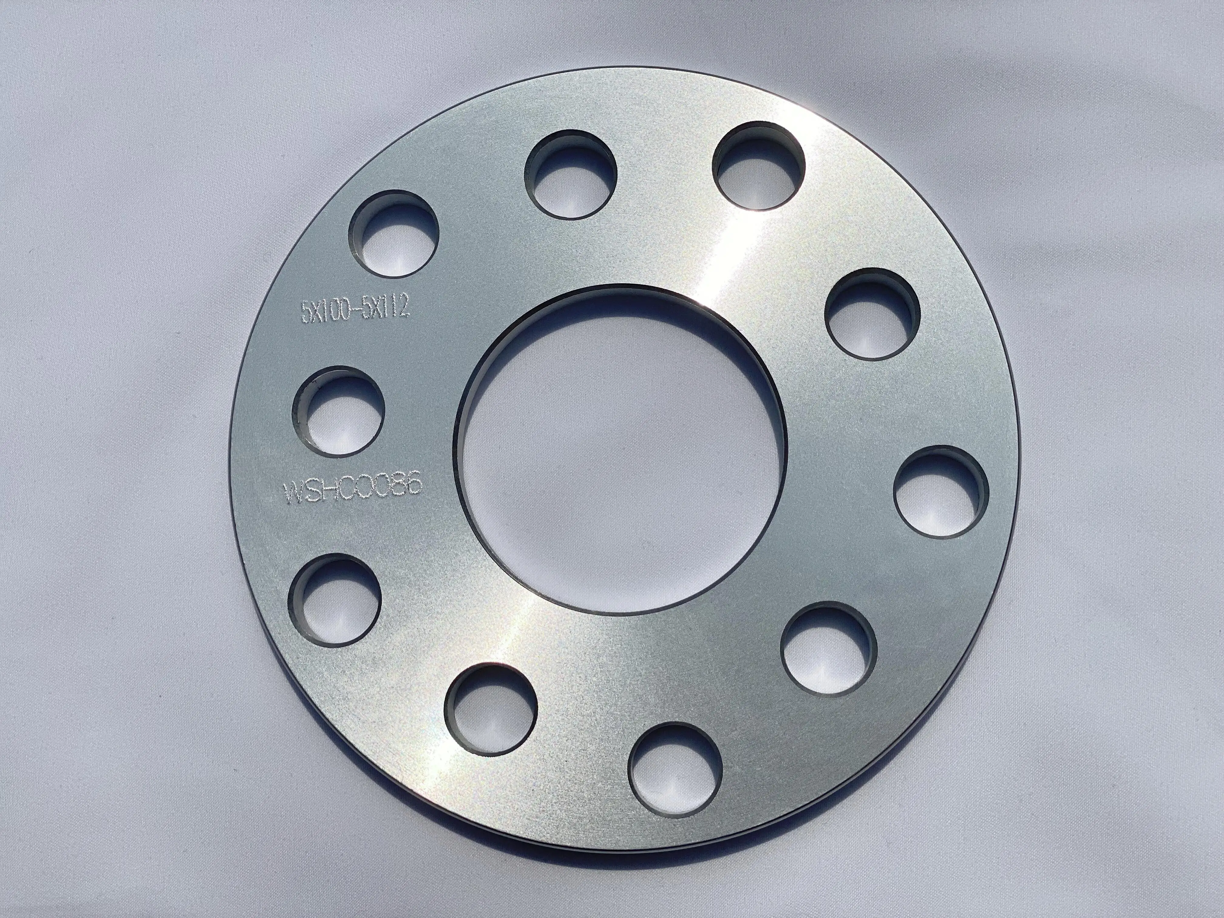 2Pieces 8mm Wheel Spacer Adapters PCD 5x100 / 5x112 Center Bore 57.1mm Suit for Volkswagen Universal Series Car
2Pieces 8mm Wheel Spacer Adapters PCD 5x100 / 5x112 Center Bore 57.1mm Suit for Volkswagen Universal Series Car