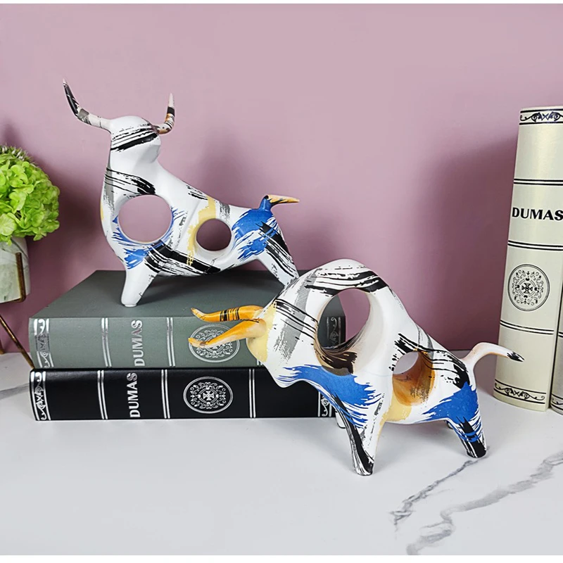 Creative Colorful Painting Bull Statue Room Living Room Desktop Graffiti Animal Sculpture Decoration Home Resin Craft Gift Decor
Creative Colorful Painting Bull Statue Room Living Room Desktop Graffiti Animal Sculpture Decoration Home Resin Craft Gift Decor