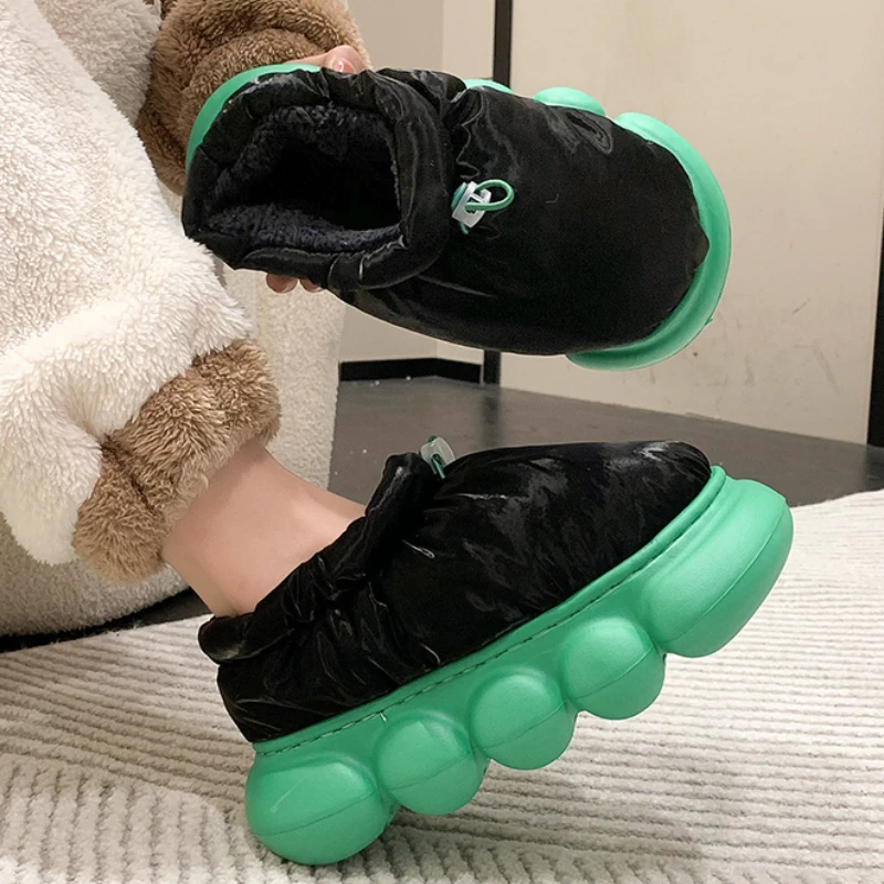 Зимние утолщенные плюшевые теплые водонепроницаемые сапоги для снежной погоды, женские нескользящие сапоги на толстой нескользящей подош...
Зимние утолщенные плюшевые теплые водонепроницаемые сапоги для снежной погоды, женские нескользящие сапоги на толстой нескользящей подош...