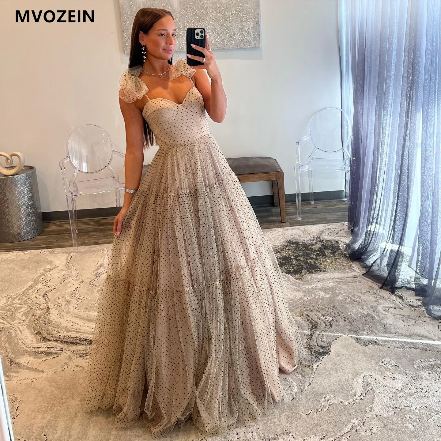 Spaghetti Strap Evening Dresses Long Polka Dot Tulle Women's Party Dresses A-Line Puffy Formal Occasion Dress Ruffles Bow
Spaghetti Strap Evening Dresses Long Polka Dot Tulle Women's Party Dresses A-Line Puffy Formal Occasion Dress Ruffles Bow