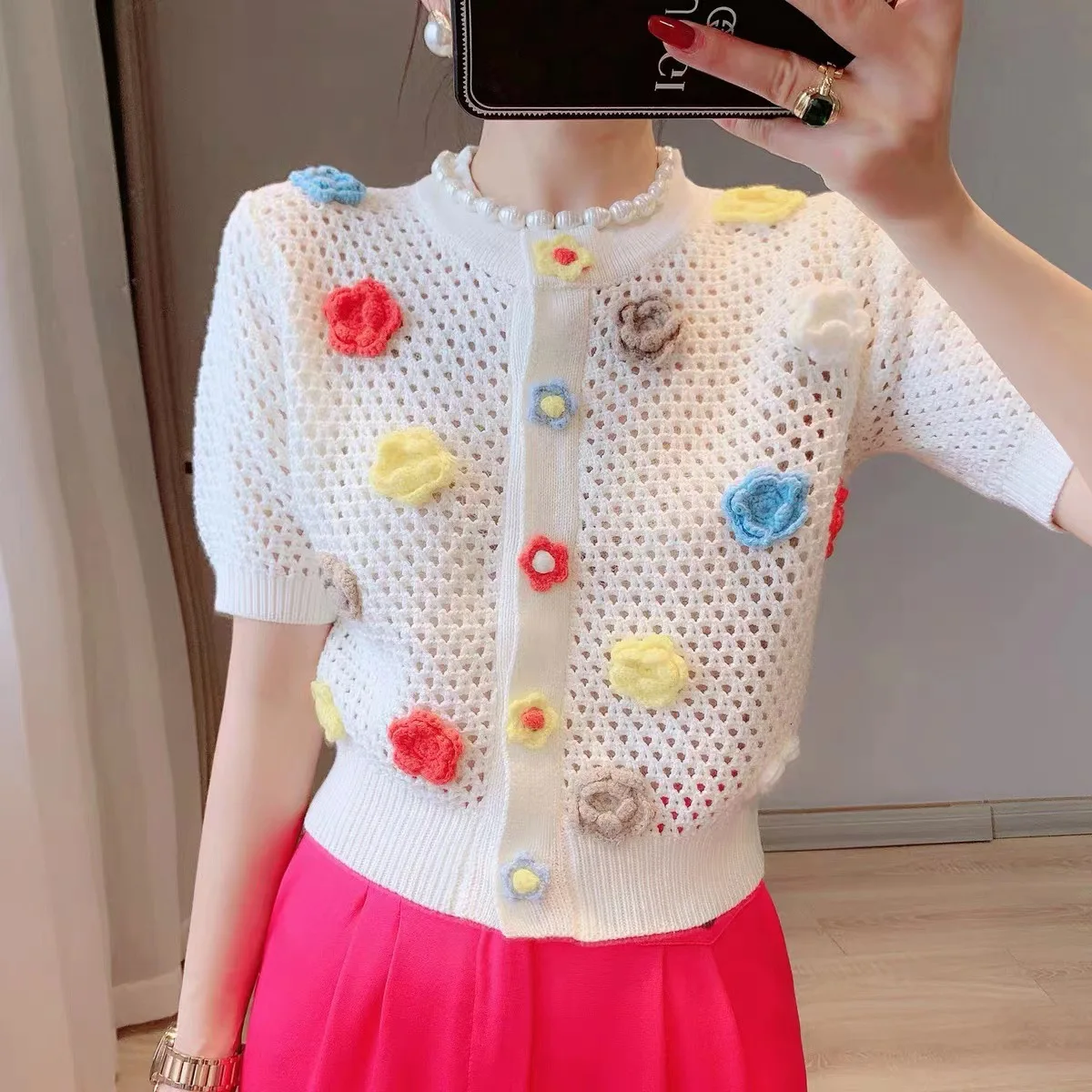 Three-Dimensional Color Hand Knitted Flower Hollow Cardigan 2022 Summer New Sweet Loose Oversized Short-Sleeved Sweater T-Shirt-
Three-Dimensional Color Hand Knitted Flower Hollow Cardigan 2022 Summer New Sweet Loose Oversized Short-Sleeved Sweater T-Shirt-