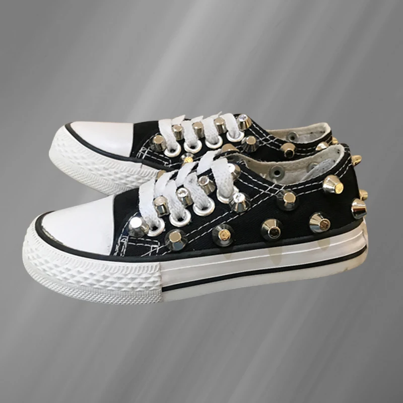 Spring and autumn fashion new personality rivets parent-child vintage high top canvas shoes comfortable hip hop style street dan
Spring and autumn fashion new personality rivets parent-child vintage high top canvas shoes comfortable hip hop style street dan