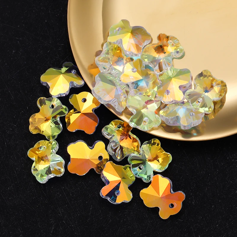 20pcs Crystal Glass Necklace Pendant Bear Shape Charms For DIY Jewelry Making Woman Kids Necklace Pendant Accessories
20pcs Crystal Glass Necklace Pendant Bear Shape Charms For DIY Jewelry Making Woman Kids Necklace Pendant Accessories