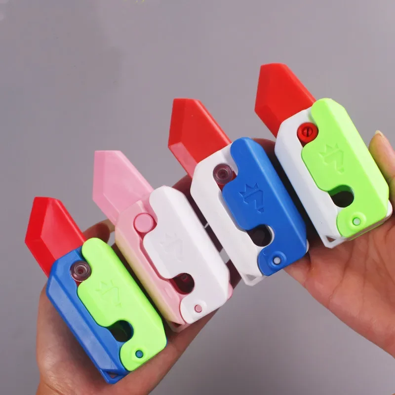 

3D печать гравитационный нож Cub прыгающий маленький редис Бабочка нож мини-модель подвеска Push-карта игрушка для снятия стресса Сюрприз подарок