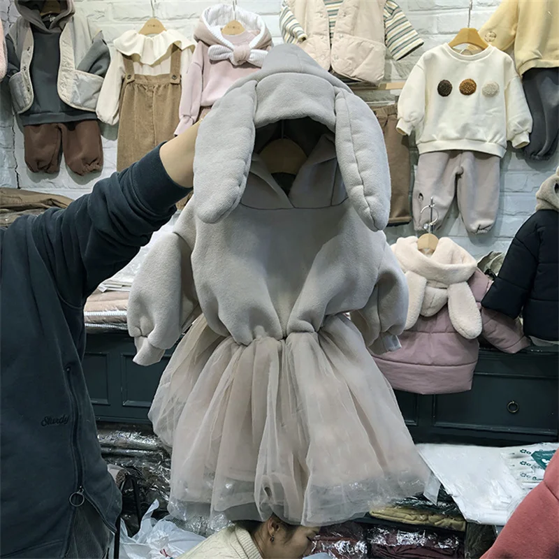 Autumn and winter Korean children's clothing new girls fashion mesh fleece sweater elastic waist dress
Autumn and winter Korean children's clothing new girls fashion mesh fleece sweater elastic waist dress