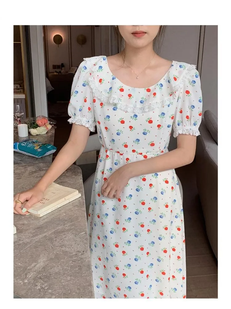 French Style 2022 Summer Lace Stitching Doll Collar Tea Break Puff Sleeves Rose Floral Printed White Black Chiffon Dress Women
French Style 2022 Summer Lace Stitching Doll Collar Tea Break Puff Sleeves Rose Floral Printed White Black Chiffon Dress Women