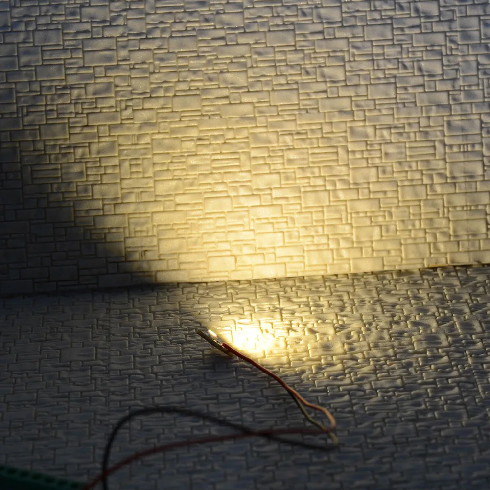 12 X Pre-Wired Warm White 12V SMD LED Building Interior Lighting With Wires Model Railroads Long Life LEDs Drop Shipping
12 X Pre-Wired Warm White 12V SMD LED Building Interior Lighting With Wires Model Railroads Long Life LEDs Drop Shipping