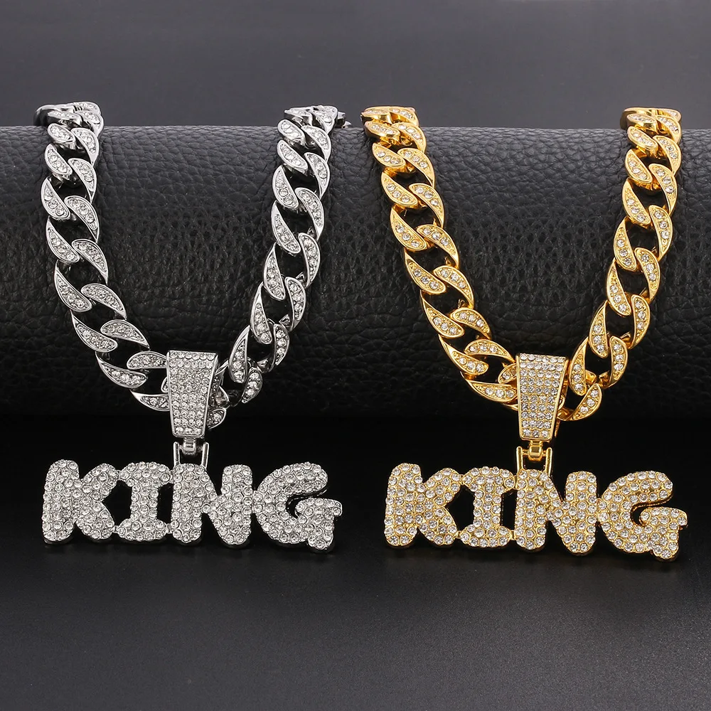Цепочка с подвеской Bling KING QUEEN для женщин и мужчин, ожерелье с кубинским плетением, модные ювелирные украшения
Цепочка с подвеской Bling KING QUEEN для женщин и мужчин, ожерелье с кубинским плетением, модные ювелирные украшения
