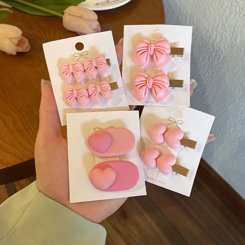 2pcs/set Children Pink Hair Clips Girls Heart Bowknot Hairpins Girls Hair Accessories
2pcs/set Children Pink Hair Clips Girls Heart Bowknot Hairpins Girls Hair Accessories