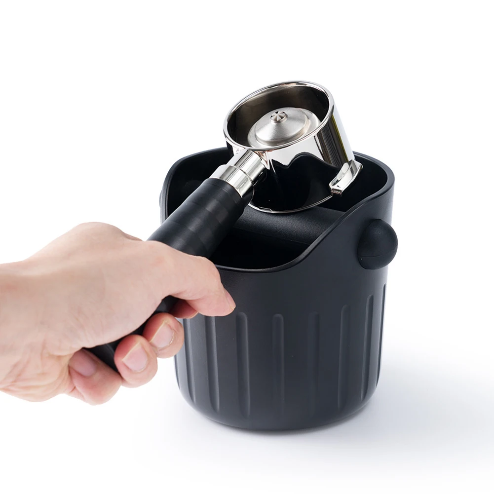 Coffee Knock Box Plastic Shock-Absorbent Espresso Knock Box for Barista Coffee Grind Anti-slip Grind Dump Bin with Removable Bar
Coffee Knock Box Plastic Shock-Absorbent Espresso Knock Box for Barista Coffee Grind Anti-slip Grind Dump Bin with Removable Bar