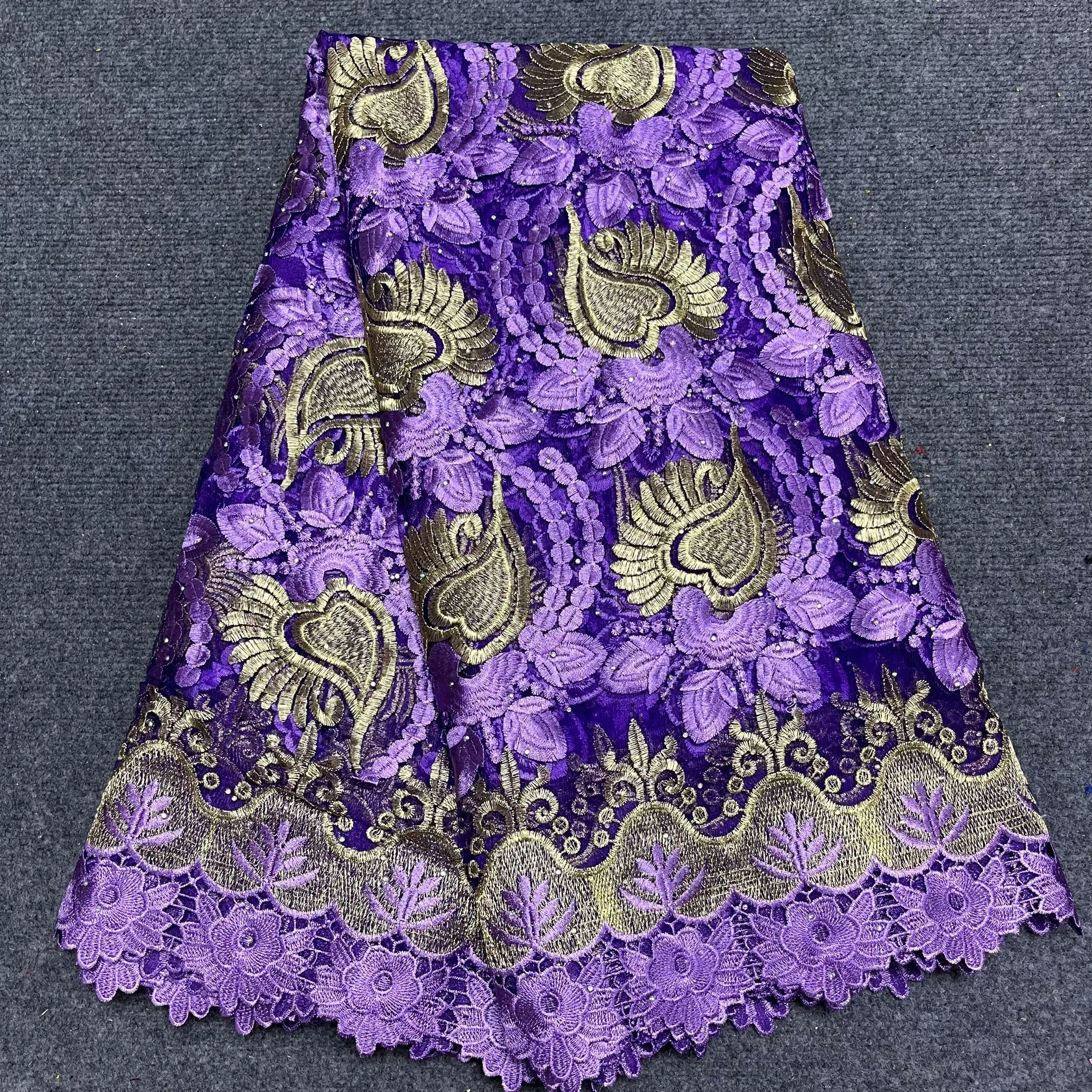 5 YARDS French Nigerian Flocking With Beads Net Lace African Tulle Mesh Fabric High Quality For Wedding Party Skirt Material XM1
5 YARDS French Nigerian Flocking With Beads Net Lace African Tulle Mesh Fabric High Quality For Wedding Party Skirt Material XM1