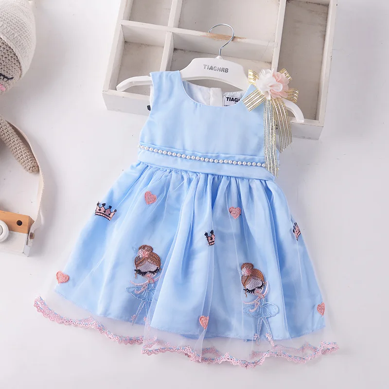 Children Princess Dress 2022 Summer New Girls Dress Embroidered Fluffy Child Clothing Christmas Dress Girl Costumes for Toddler
Children Princess Dress 2022 Summer New Girls Dress Embroidered Fluffy Child Clothing Christmas Dress Girl Costumes for Toddler