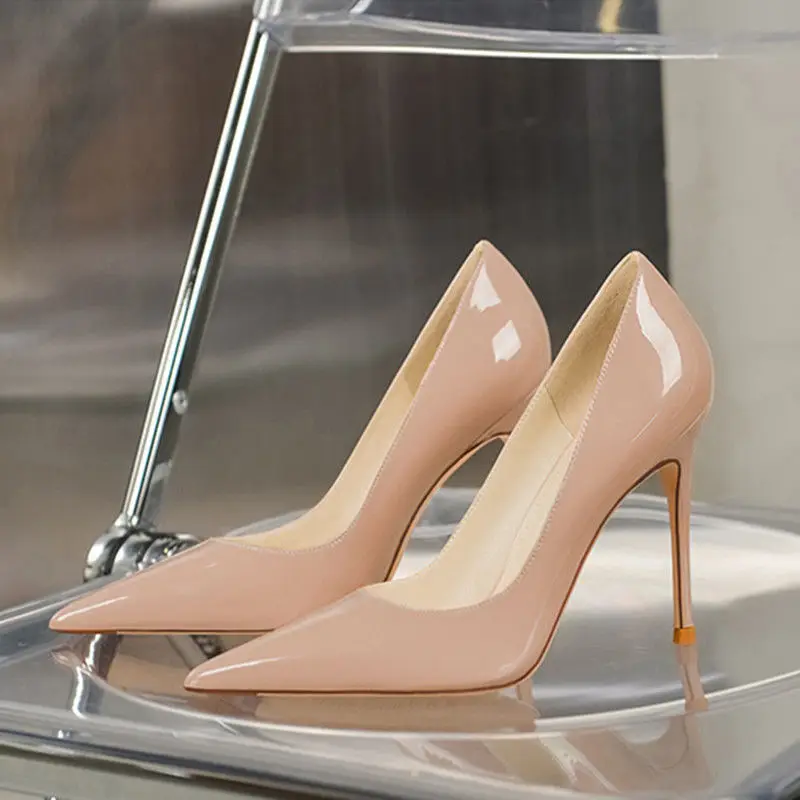 Туфли женские на высоком каблуке, лакированные, очень мягкие, заостренные, французские, не устают, стильные туфли из кожи, большие размеры
Туфли женские на высоком каблуке, лакированные, очень мягкие, заостренные, французские, не устают, стильные туфли из кожи, большие размеры