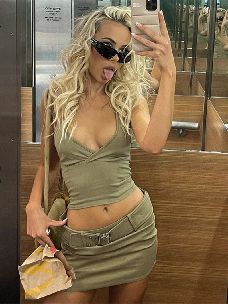 2 Piece Dress Sets Women Summer Sexy Clothing Halter Crop Top High Waist Skirts Suits Female Party Club Two Pieces Matching Set
2 Piece Dress Sets Women Summer Sexy Clothing Halter Crop Top High Waist Skirts Suits Female Party Club Two Pieces Matching Set