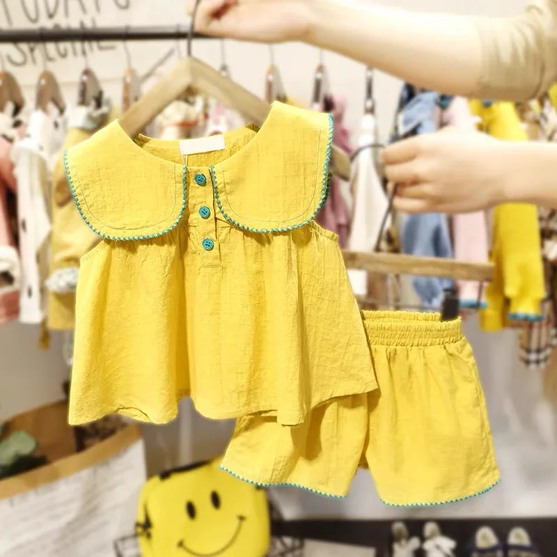 Baby Girls Summer Clothes Sets Sleeveless Tops and Shorts Large Lapel Cotton Clothes Suit Toddler 2Pcs Casual Infant Sets
Baby Girls Summer Clothes Sets Sleeveless Tops and Shorts Large Lapel Cotton Clothes Suit Toddler 2Pcs Casual Infant Sets