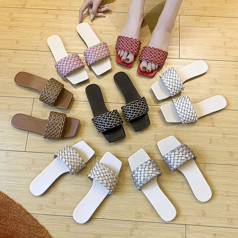 2022 Summer New Flat-bottomed Low-heeled Shoes Woven Women's Sandals Light and Breathable Women's Slippers Holiday Shoes
2022 Summer New Flat-bottomed Low-heeled Shoes Woven Women's Sandals Light and Breathable Women's Slippers Holiday Shoes