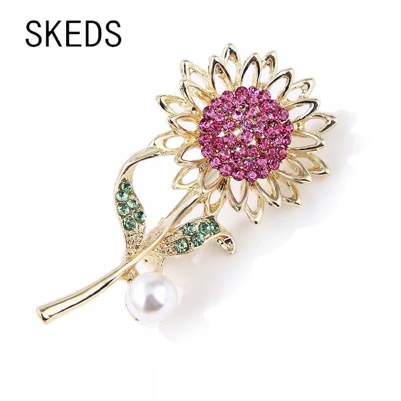 

SKEDS Crystal Sunflower Shiny Brooches Corsage For Women Fashion Vintage Daisy Rhinestone Brooch Lady Elegant Accessories Gift