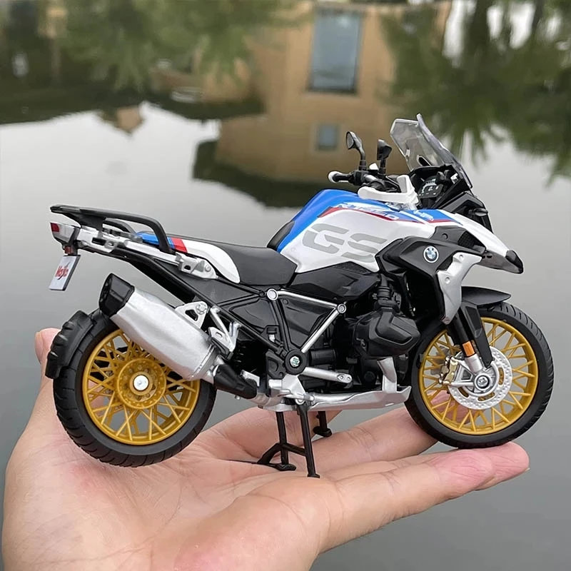 1:12 BMW-R1250 GS Alloy Motorcycles Diecast HIgh Simulation Model Toy Metal Racing Motorcycles Collection Gifts Toys for boys
1:12 BMW-R1250 GS Alloy Motorcycles Diecast HIgh Simulation Model Toy Metal Racing Motorcycles Collection Gifts Toys for boys
