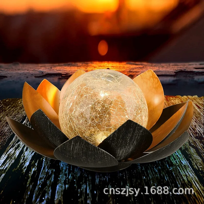 Solar Iron Lotus Lamp Led Courtyard Pool Villa Decoration Outdoor Landscape Waterproof Light-controlled Courtyard Lawn Lamp 
Solar Iron Lotus Lamp Led Courtyard Pool Villa Decoration Outdoor Landscape Waterproof Light-controlled Courtyard Lawn Lamp