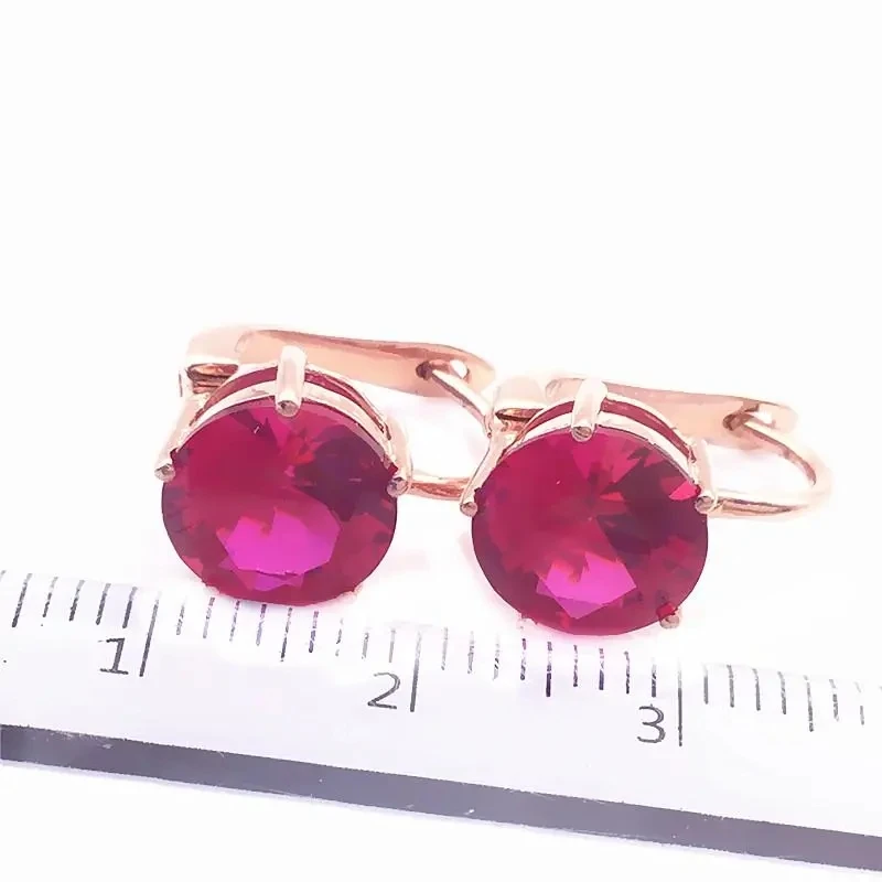 Женские серьги из розового золота 585 пробы, с красным Рубином
Женские серьги из розового золота 585 пробы, с красным Рубином