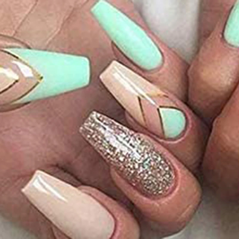 600 шт., прозрачные бесшовные накладные ногти с полным покрытием 
600 шт., прозрачные бесшовные накладные ногти с полным покрытием