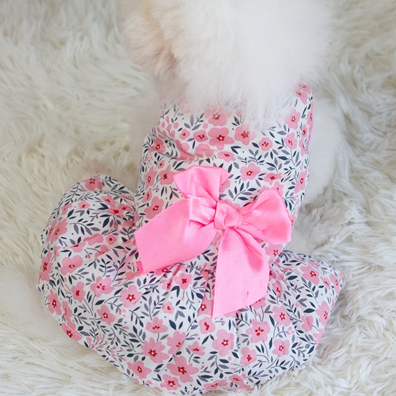 Floral Princess Dress Spring Summer Pet Dog Clothes Sweet Pet Clothing Cute Printed Puppy Cat Skirt Thin Skirt Pet Clothes
Floral Princess Dress Spring Summer Pet Dog Clothes Sweet Pet Clothing Cute Printed Puppy Cat Skirt Thin Skirt Pet Clothes