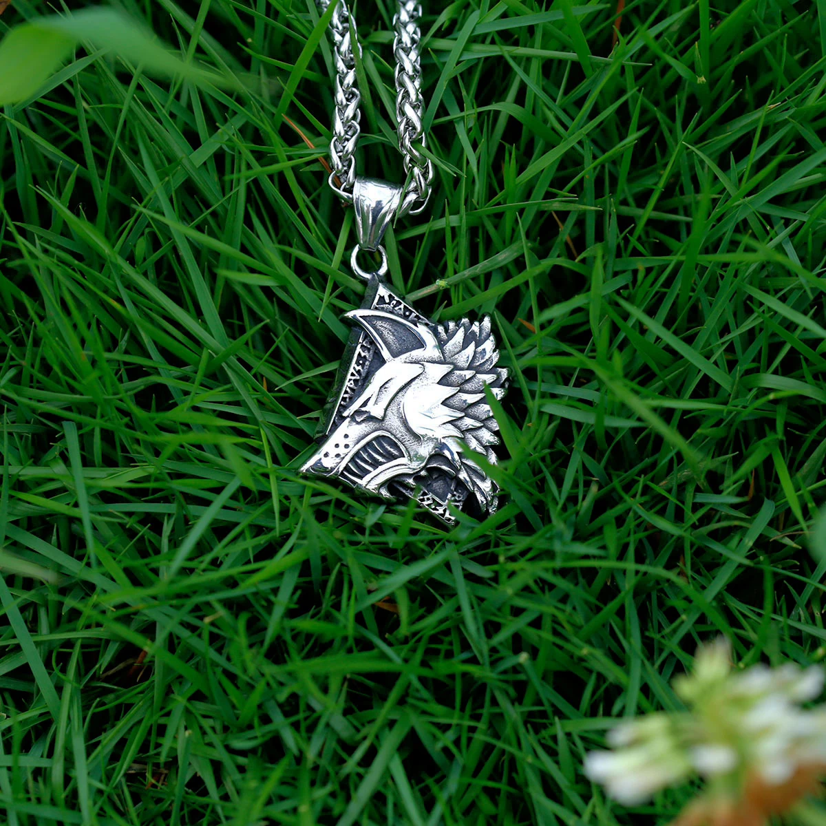 Nordic Vintage Viking Wolf Head Freki Necklace Men's Stainless Steel Hip Hop Biker Punk Pendant Necklace Charm Vikings Jewelry
Nordic Vintage Viking Wolf Head Freki Necklace Men's Stainless Steel Hip Hop Biker Punk Pendant Necklace Charm Vikings Jewelry