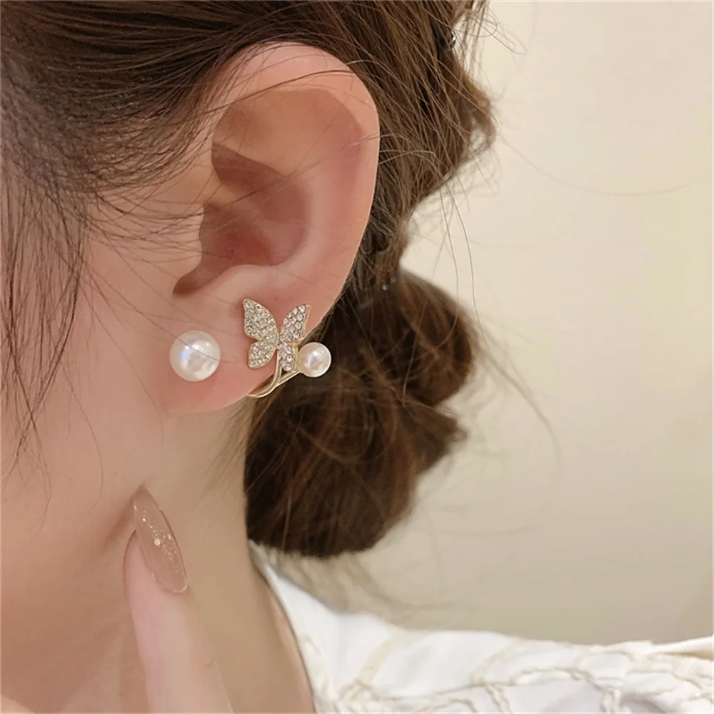 Модные корейские серьги IFMIA с кристаллами и бабочками для женщин и девушек, женские милые жемчужные серьги, манжеты для ушей, свадебные укра...
Модные корейские серьги IFMIA с кристаллами и бабочками для женщин и девушек, женские милые жемчужные серьги, манжеты для ушей, свадебные укра...