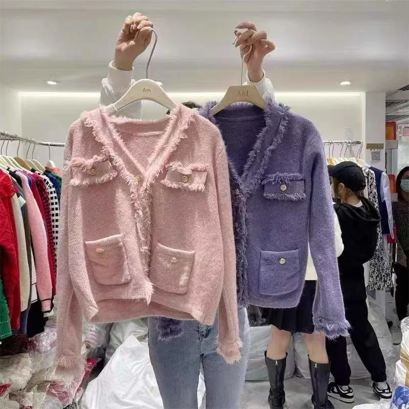 Korean Fashion Knit Sweater Women Long Sleeve High Street Long Sleeve V-Neck Tassel Design Casual Cardigan Female Clothing 2022
Korean Fashion Knit Sweater Women Long Sleeve High Street Long Sleeve V-Neck Tassel Design Casual Cardigan Female Clothing 2022