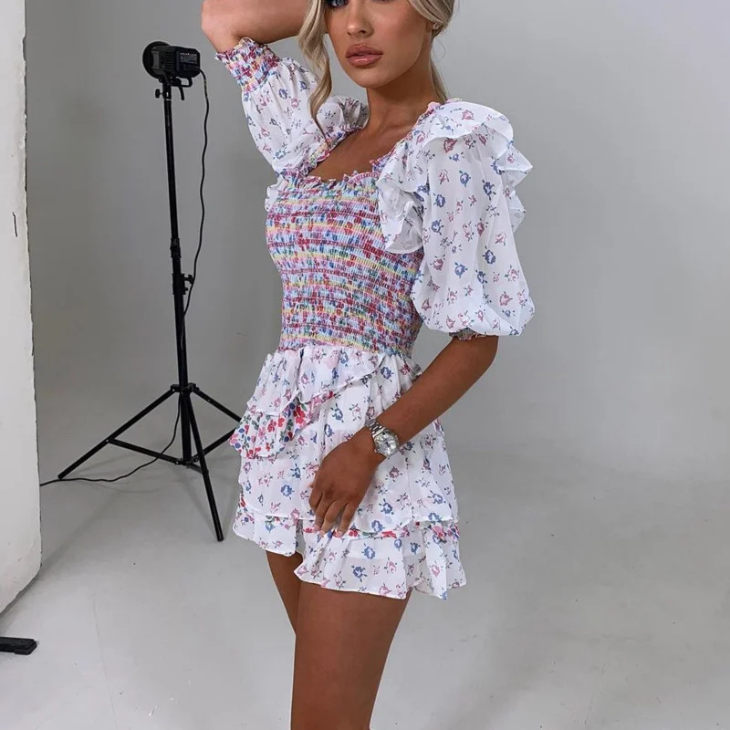 Summer 2022 Half Puff Sleeve Square Collar Ruffles High Waist Floral Print Short Mini Pleated Dress Women GB300
Summer 2022 Half Puff Sleeve Square Collar Ruffles High Waist Floral Print Short Mini Pleated Dress Women GB300