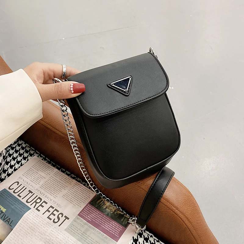 Mini Simple PU Leather Crossbody Bag for Women 2022 Summer Branded Trendy Fashion Chain Shoulder Handbags and Purses
Mini Simple PU Leather Crossbody Bag for Women 2022 Summer Branded Trendy Fashion Chain Shoulder Handbags and Purses