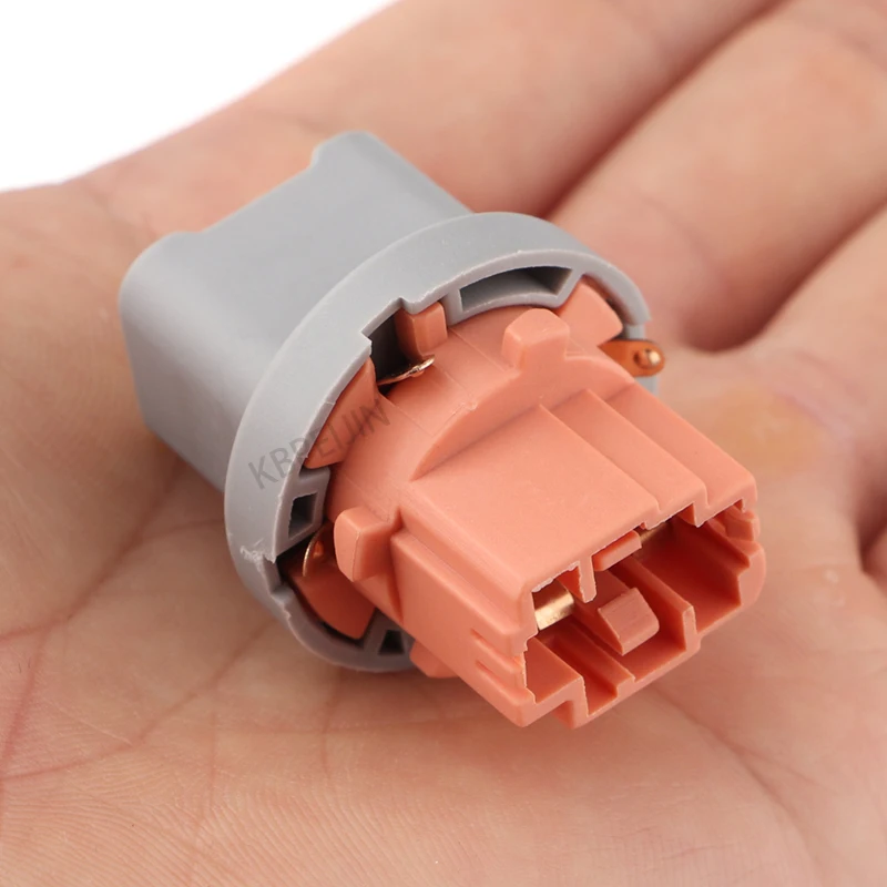 1 шт. 90075-60036 автомобильный T20 W21W цоколь лампы для Toyota Highlander задние фонари держатель лампы аксессуары
1 шт. 90075-60036 автомобильный T20 W21W цоколь лампы для Toyota Highlander задние фонари держатель лампы аксессуары