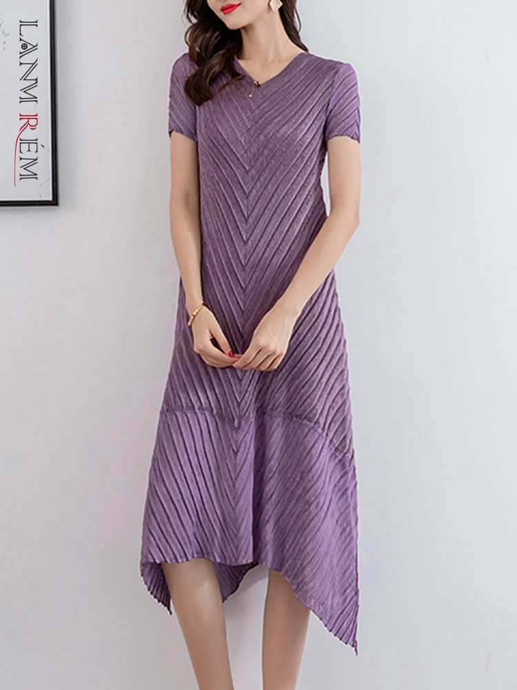 LANMREM Women Pleated Irregular A-line Dress Solid Color Pullover Short Sleeve V-neck Loose Female Clothing 2022 Summer 2I769
LANMREM Women Pleated Irregular A-line Dress Solid Color Pullover Short Sleeve V-neck Loose Female Clothing 2022 Summer 2I769