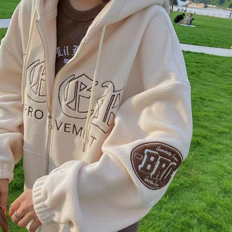Embroidered Woman Jacket Color Matching Flocking Baseball Uniform Jackets for Women Loose Casual Coat Women Winter Clothes
Embroidered Woman Jacket Color Matching Flocking Baseball Uniform Jackets for Women Loose Casual Coat Women Winter Clothes