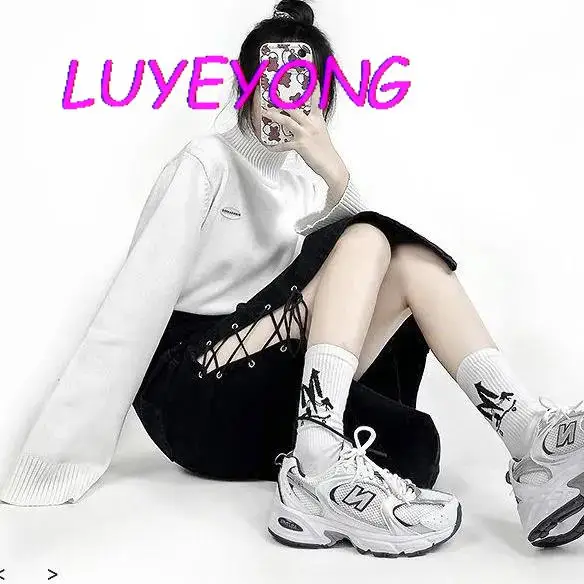 Lady Harajuku Gothic High Split Lace-up Eyelet Skirts Punk Black Denim Long Girl Skirt Hollow Out Street Korean Fashion Cloth
Lady Harajuku Gothic High Split Lace-up Eyelet Skirts Punk Black Denim Long Girl Skirt Hollow Out Street Korean Fashion Cloth