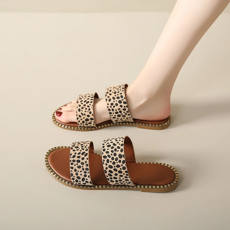 Slippers Women Leopard Flats Sandals 2023 New Summer Beach Causal Ladies Shoes Classic Slingback Slides Pantuflas Chausson Femme
Slippers Women Leopard Flats Sandals 2023 New Summer Beach Causal Ladies Shoes Classic Slingback Slides Pantuflas Chausson Femme