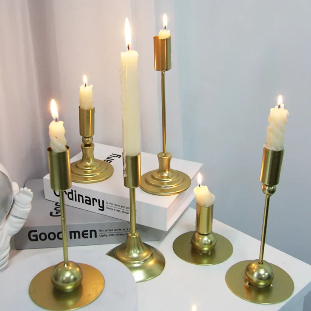 French Romantic Candlestick Wrought Iron Single-head Candlestick Candlelight Dinner Wedding Hotel Table Decoration Ornaments
French Romantic Candlestick Wrought Iron Single-head Candlestick Candlelight Dinner Wedding Hotel Table Decoration Ornaments