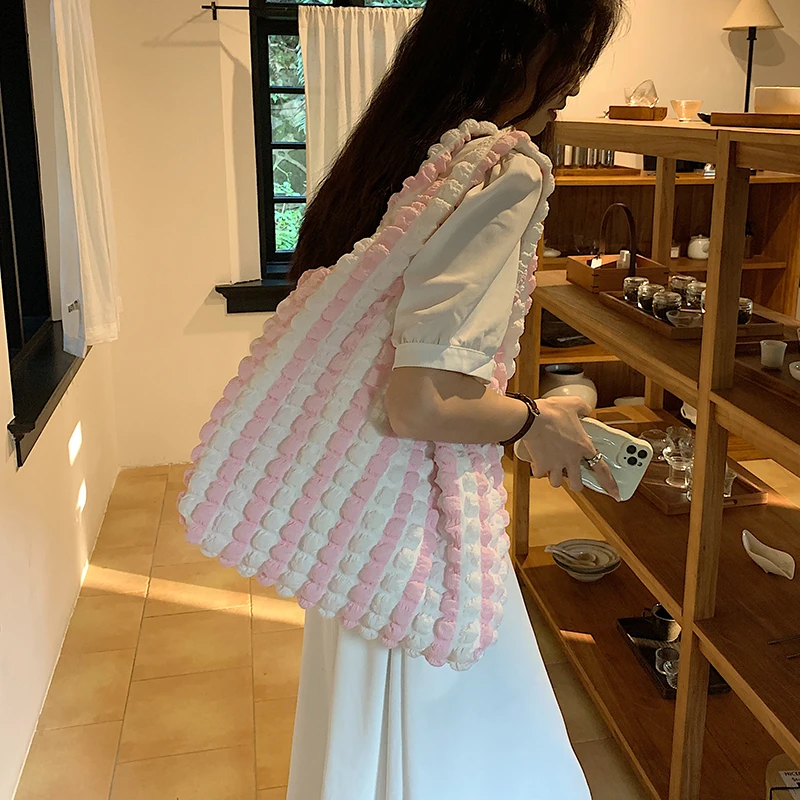 Fashion Foldable Eco-Friendly Shopping Bag cute tote bag Folding Pouch Handbags Convenient Large-capacity for Travel Grocery Bag
Fashion Foldable Eco-Friendly Shopping Bag cute tote bag Folding Pouch Handbags Convenient Large-capacity for Travel Grocery Bag