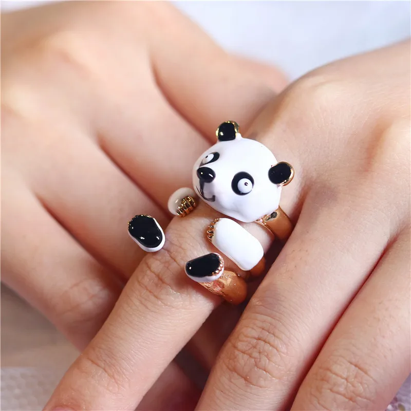 New hot selling combination ring fashion creative panda ring detachable European and American trinkets combination set gift ring
New hot selling combination ring fashion creative panda ring detachable European and American trinkets combination set gift ring