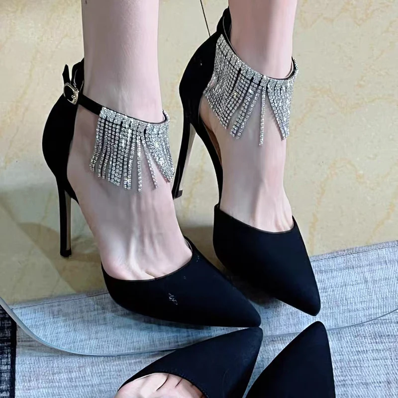 Shiny Crystal Tassels High Heels Pumps Women 2023 Autumn Sexy Black Ankle Straps Party Shoes Woman Pointed Toe Thin Heeled Pumps
Shiny Crystal Tassels High Heels Pumps Women 2023 Autumn Sexy Black Ankle Straps Party Shoes Woman Pointed Toe Thin Heeled Pumps