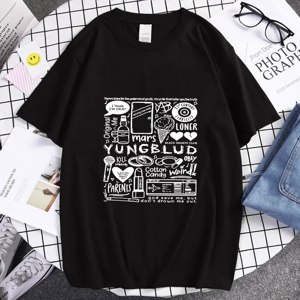 Новый продукт от Singer Yungblud, модный дизайн, простой принт, летняя тонкая хлопковая свободная повседневная спортивная футболка с коротким рука...
Новый продукт от Singer Yungblud, модный дизайн, простой принт, летняя тонкая хлопковая свободная повседневная спортивная футболка с коротким рука...