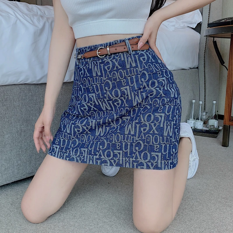 Women Retro Hip High Waist A-line Jean Short Skirts Summer Slim Elegant Chic Print Letter Denim Skirt with Belt Lady Streetwear
Women Retro Hip High Waist A-line Jean Short Skirts Summer Slim Elegant Chic Print Letter Denim Skirt with Belt Lady Streetwear
