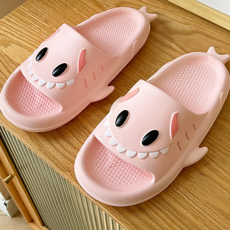 Women Slides 2023 New Shark Shape Summer Platform Bathroom Slippers Cartoon Couples Slides Beach Sandals Fashion Woman Shoes
Women Slides 2023 New Shark Shape Summer Platform Bathroom Slippers Cartoon Couples Slides Beach Sandals Fashion Woman Shoes