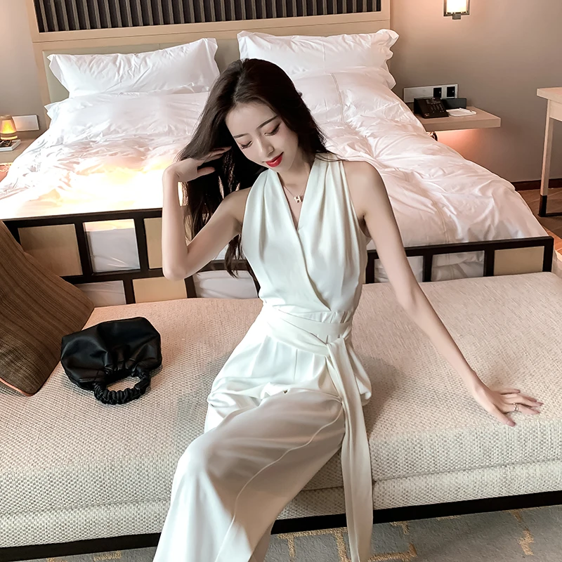 Solid Slim Fit Party Sexy Women's Jumpsuits Summer High Waist White Wide Leg Rompers French High Street Female Clothing
Solid Slim Fit Party Sexy Women's Jumpsuits Summer High Waist White Wide Leg Rompers French High Street Female Clothing